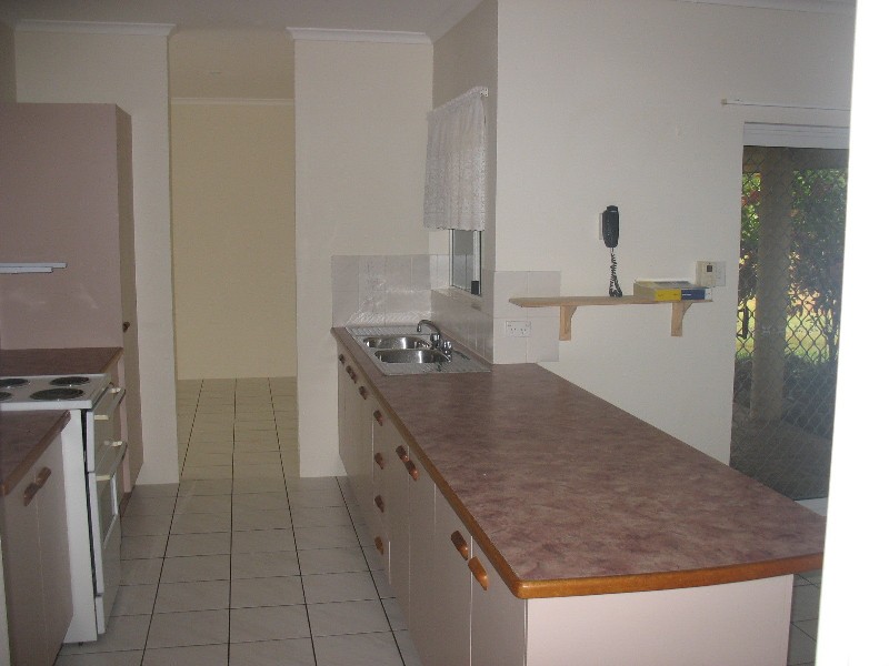 Kewarra Beach QLD 4879