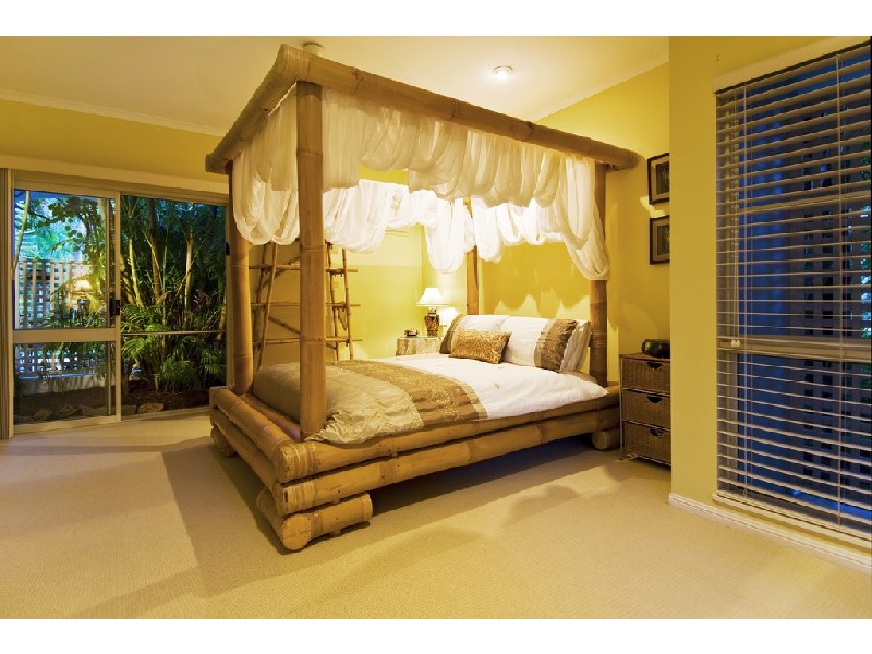 54 YULE AVE. CLIFTON BEACH, Cairns QLD 4870