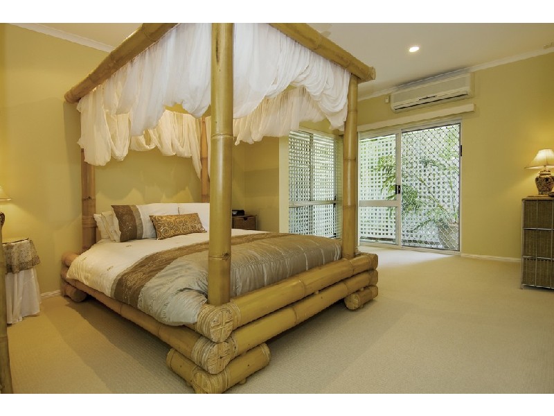 54 YULE AVE. CLIFTON BEACH, Cairns QLD 4870