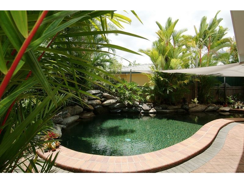 3 MELISSA CLOSE,, Clifton Beach QLD 4879