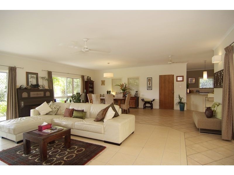 Kewarra Beach QLD 4879