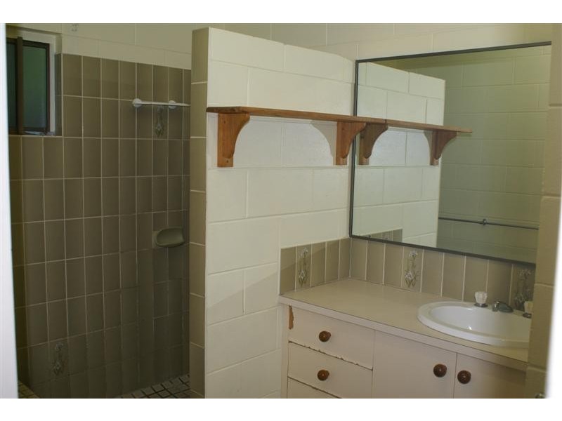 U1 & 2, 4 AGINCOURT CLOSE, Clifton Beach QLD 4879