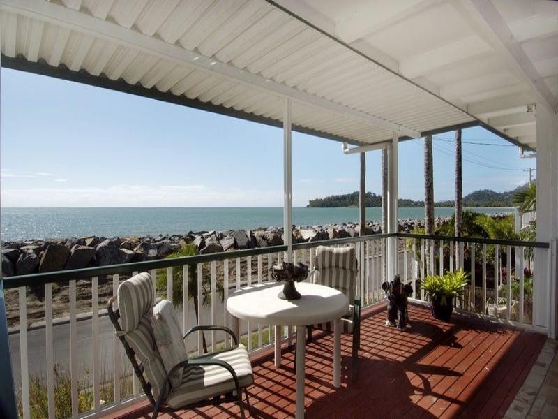 23 ARLINGTON ESPLANADE, CLIFTON BEACH, Cairns QLD 4870