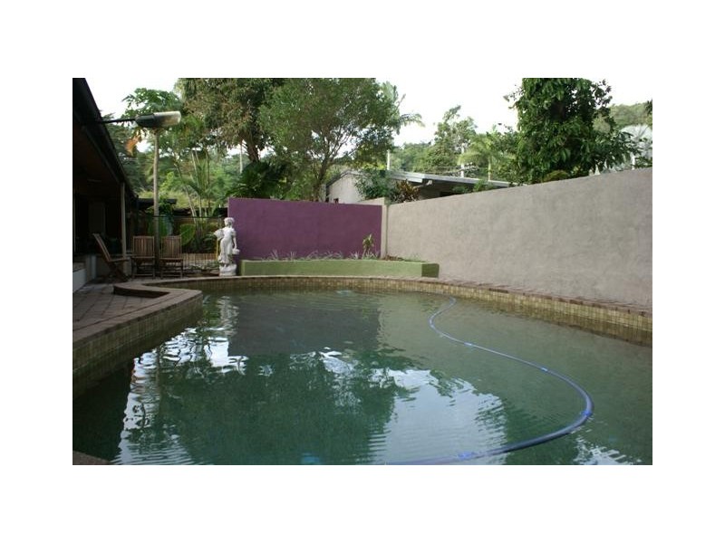 32 MERRYBROOK STREET, Freshwater QLD 4870