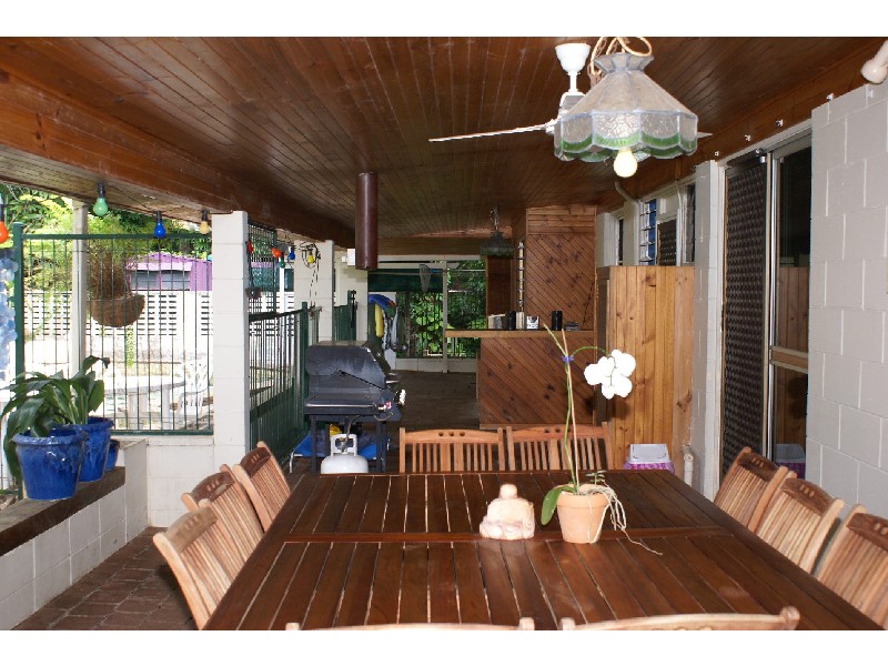 32 MERRYBROOK STREET, Freshwater QLD 4870