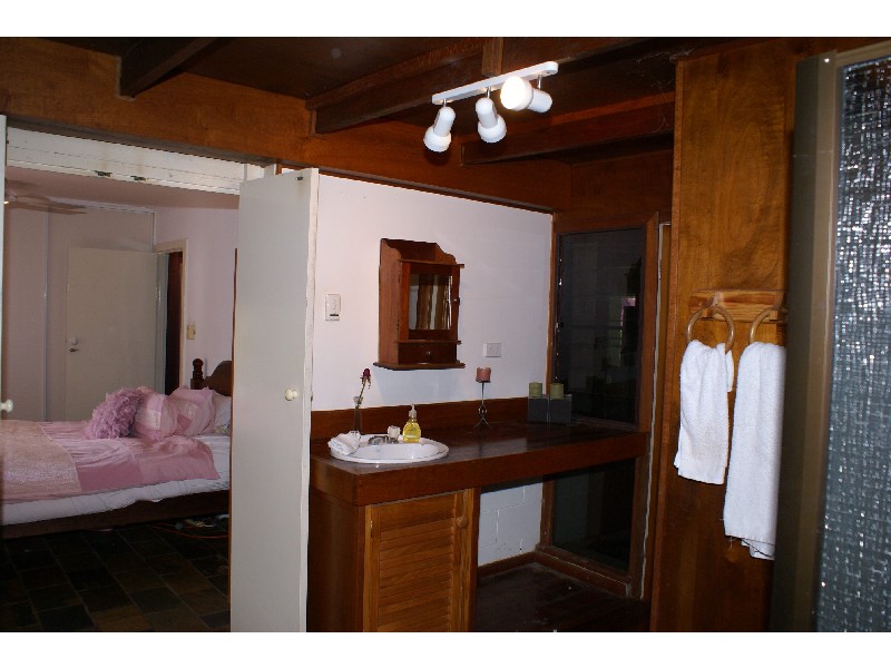 32 MERRYBROOK STREET, Freshwater QLD 4870