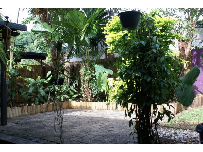 32 MERRYBROOK STREET, Freshwater QLD 4870