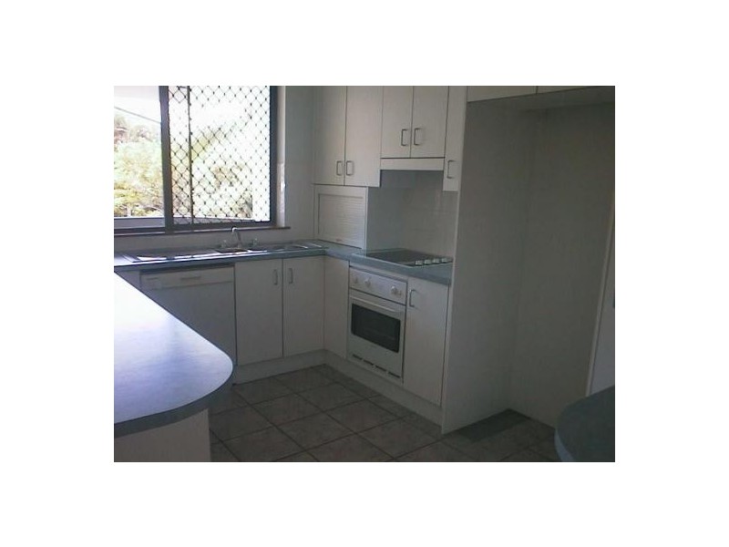 4/12 CLIFTON RD, Clifton Beach QLD 4879