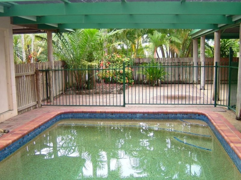 Clifton Beach QLD 4879