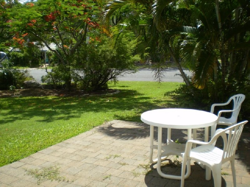 1 AGINCOURT CLOSE, Clifton Beach QLD 4879