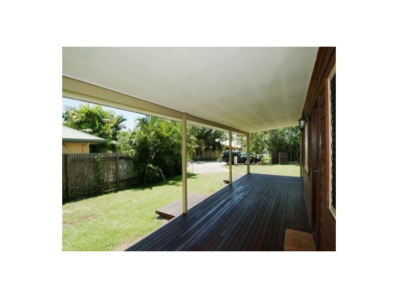 1 MIARA CLOSE, Kewarra Beach QLD 4879