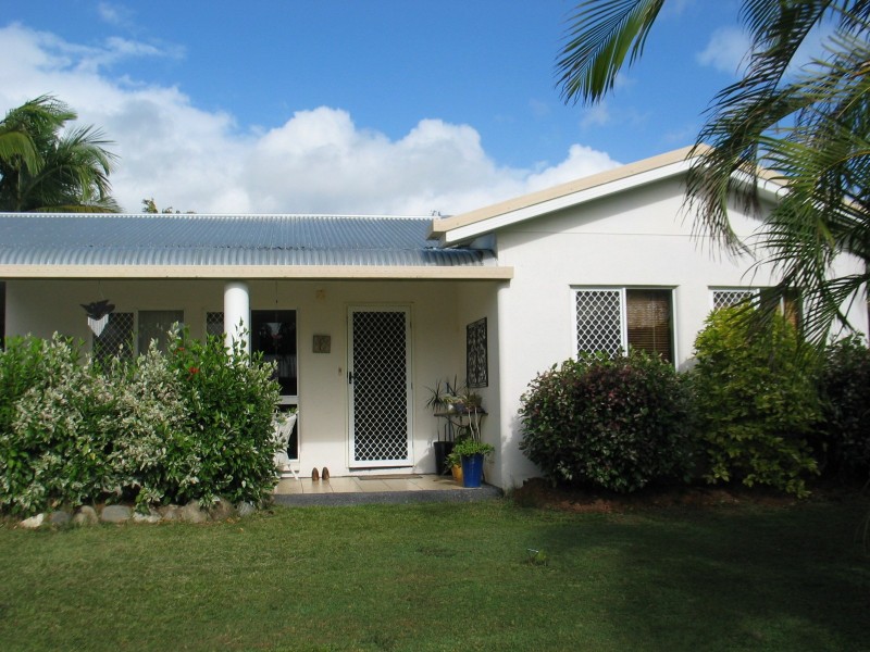 9 Coogee Close, Kewarra Beach QLD 4879