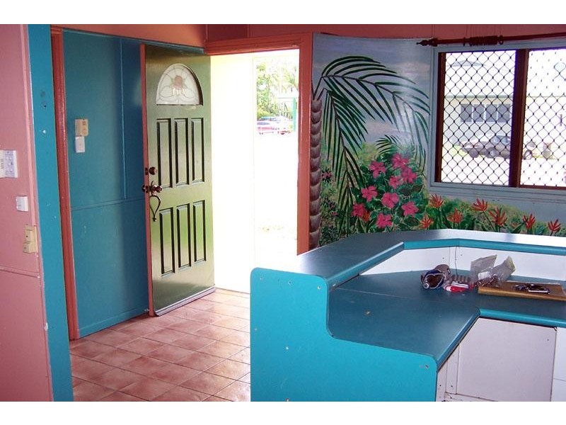 11 JOHNSTON STREET, Mossman QLD 4873