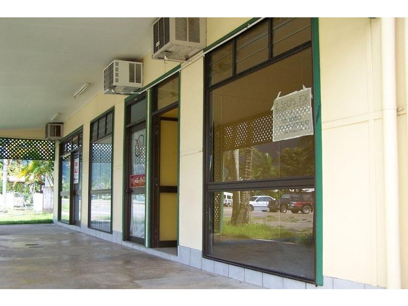 11 JOHNSTON STREET, Mossman QLD 4873