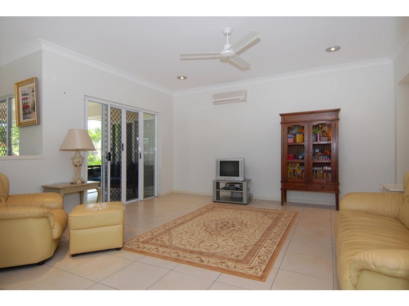 26 SECLUSION DRIVE, PALM COVE, Cairns QLD 4870