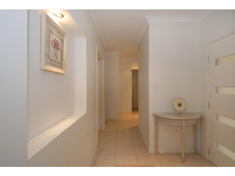 26 SECLUSION DRIVE, Palm Cove QLD 4879