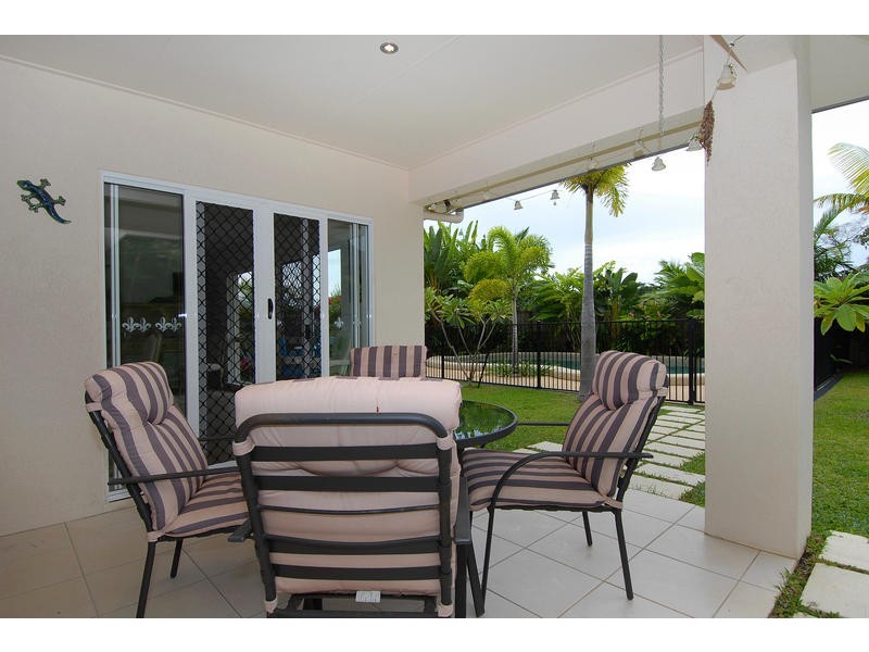 26 SECLUSION DRIVE, Palm Cove QLD 4879
