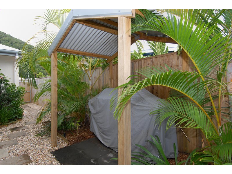26 SECLUSION DRIVE, Palm Cove QLD 4879