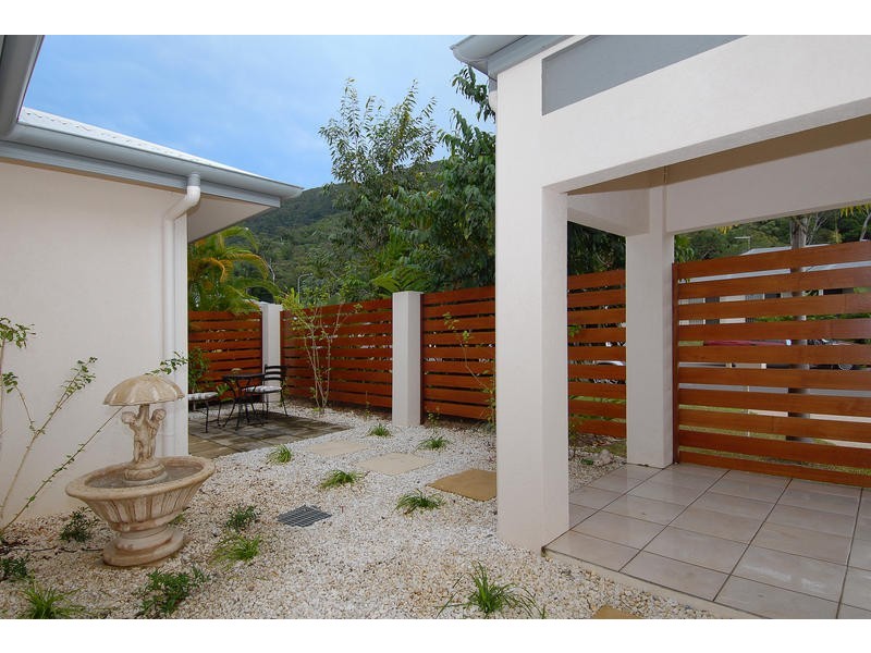26 SECLUSION DRIVE, Palm Cove QLD 4879