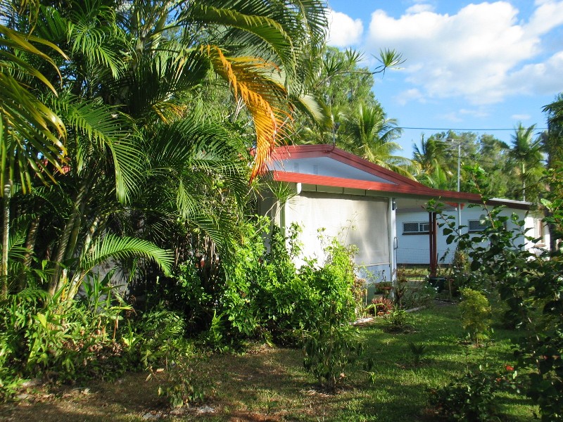 9 CORINDA, Trinity Beach QLD 4879