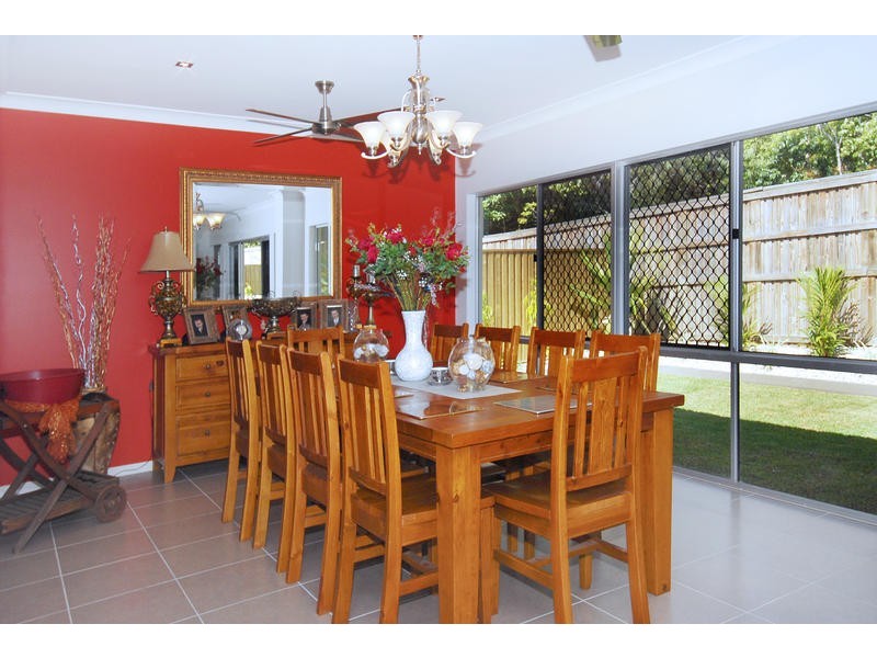 31 MULLER STREET,, Palm Cove QLD 4879