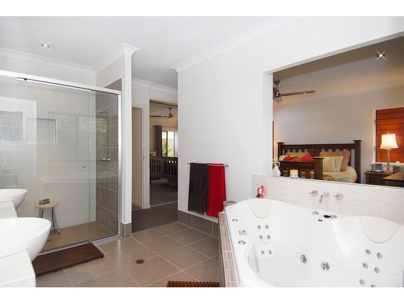 31 MULLER STREET,, Palm Cove QLD 4879