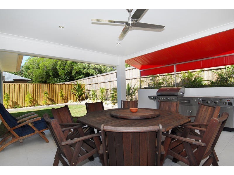 31 MULLER STREET,, Palm Cove QLD 4879