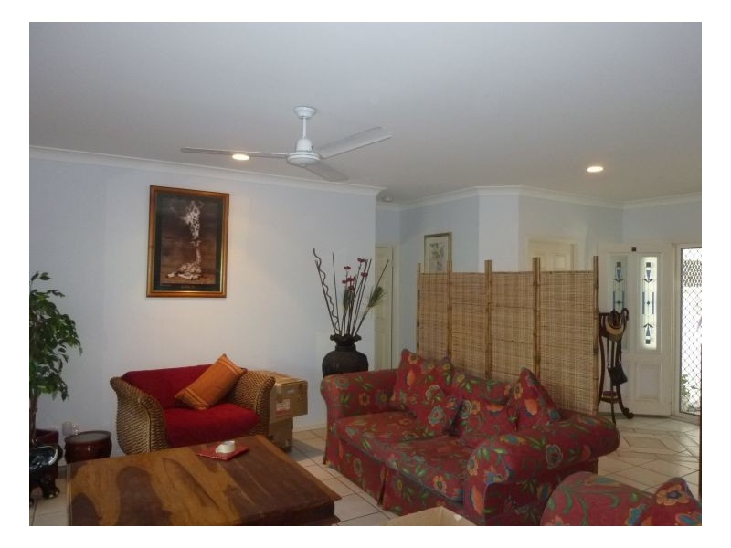 6 Squeaky Close, Kewarra Beach QLD 4879