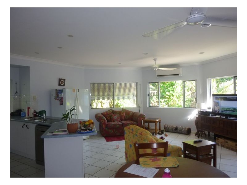 6 Squeaky Close, Kewarra Beach QLD 4879