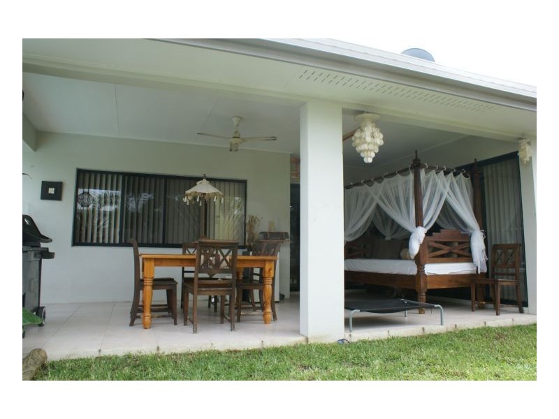 Kewarra Beach QLD 4879