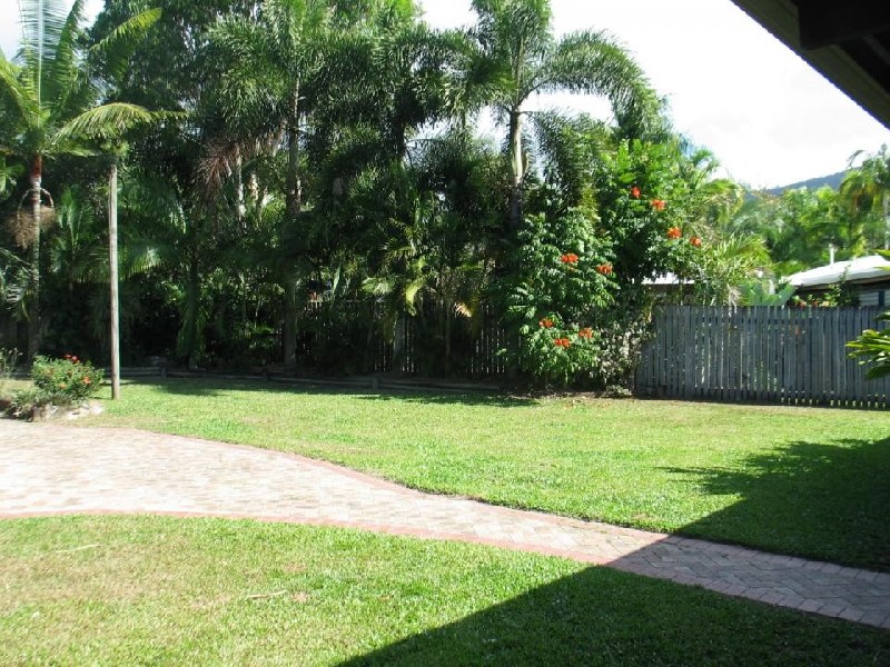 Kewarra Beach QLD 4879