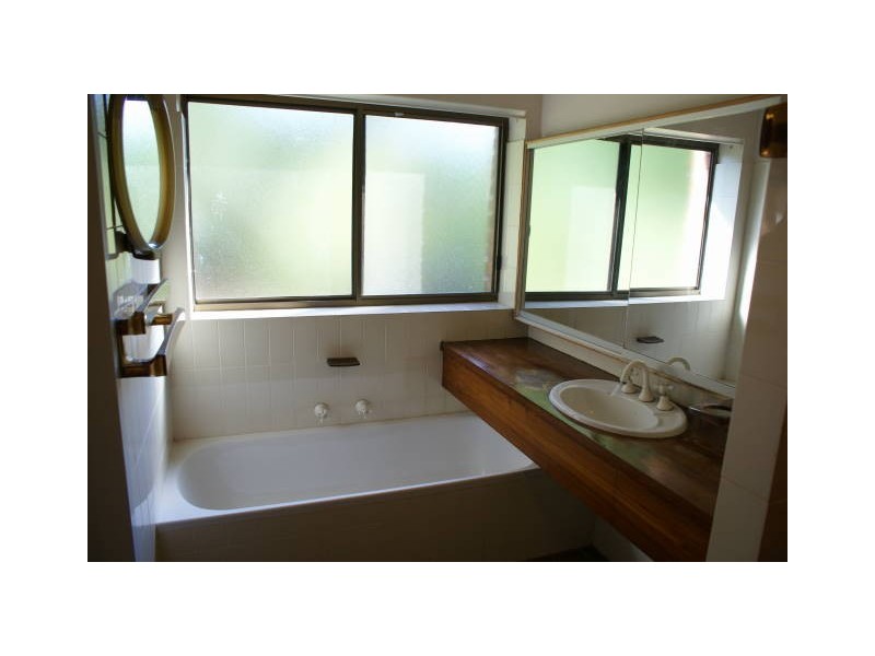 117 ARLINGTON ESPLANADE, Clifton Beach QLD 4879