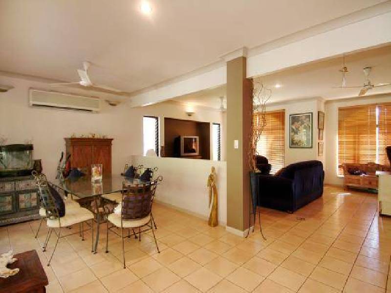 Clifton Beach QLD 4879