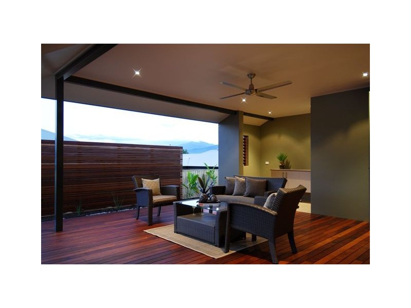 20 PORT CLOSE, Trinity Beach QLD 4879