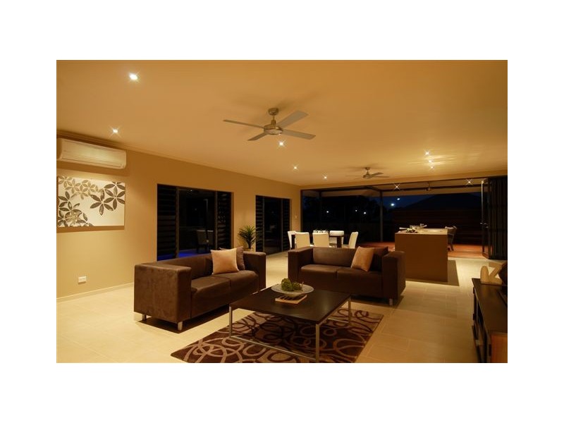 20 PORT CLOSE, Trinity Beach QLD 4879