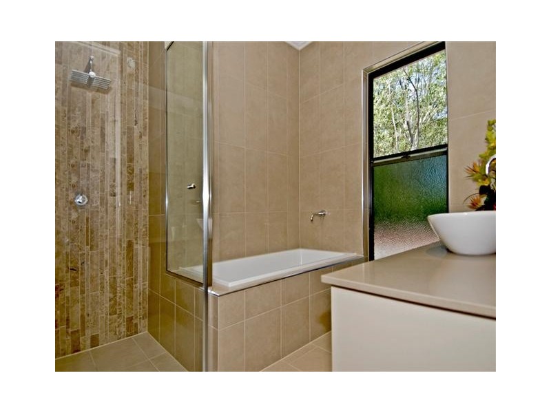 28 MULLER ST., ARGENTEA, PALM COVE, Cairns QLD 4870