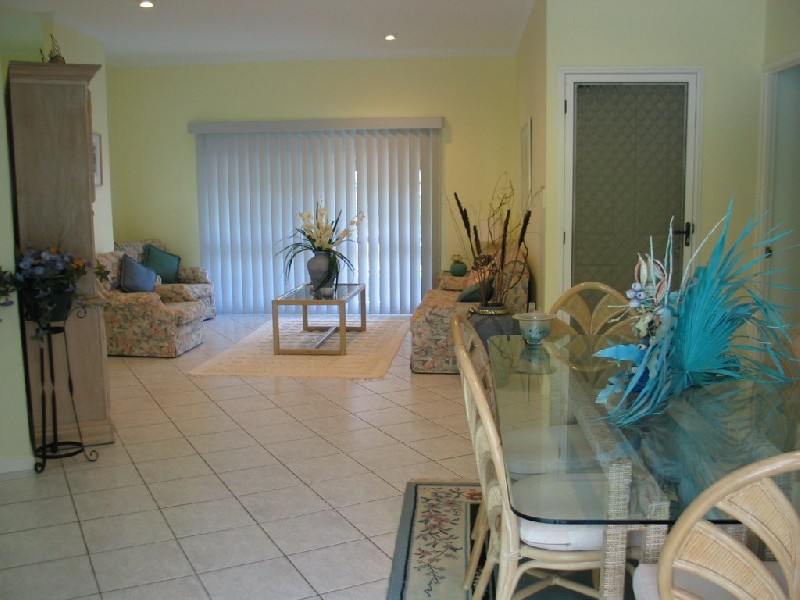 44 YULE AVE. CLIFTON BEACH, Cairns QLD 4870