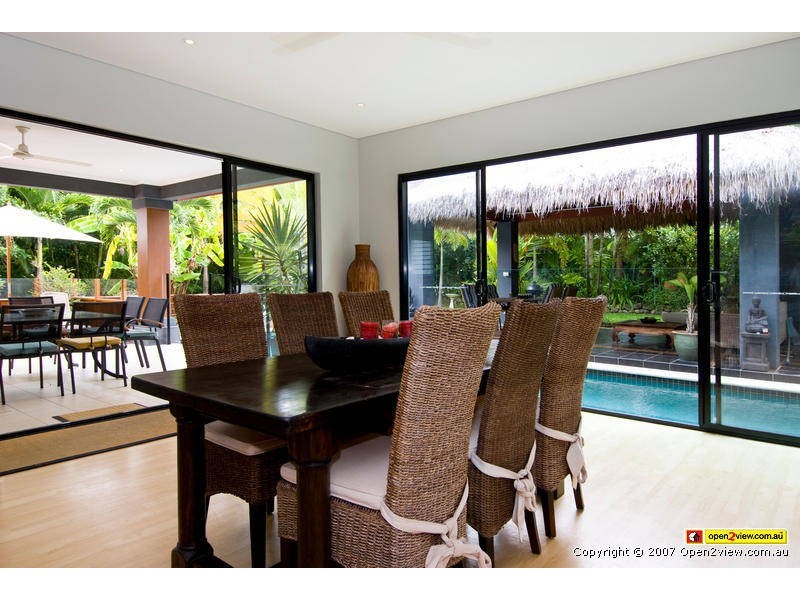 1 TURTLE CLOSE, CLIFTON BEACH, Cairns QLD 4870