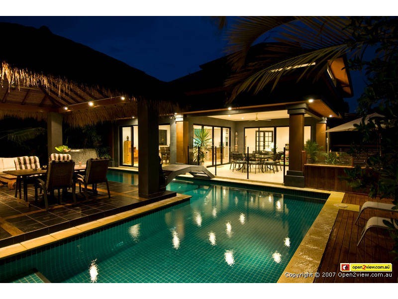 1 TURTLE CLOSE, CLIFTON BEACH, Cairns QLD 4870