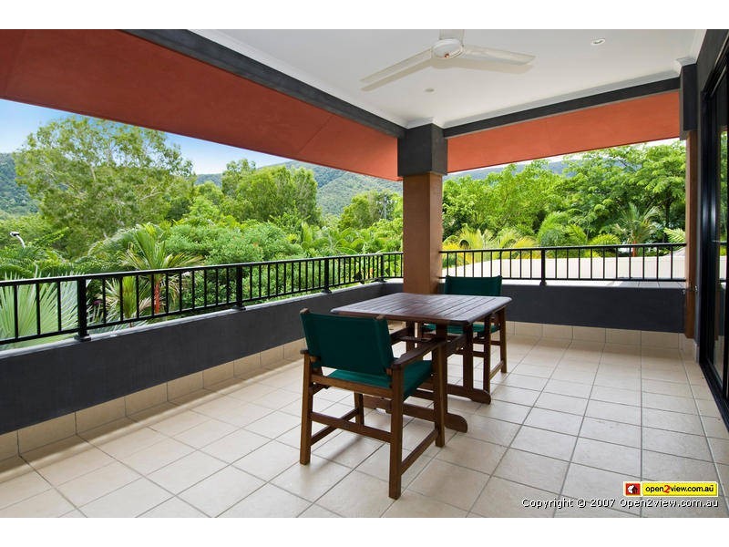 1 TURTLE CLOSE, CLIFTON BEACH, Cairns QLD 4870