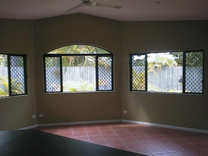 Kewarra Beach QLD 4879