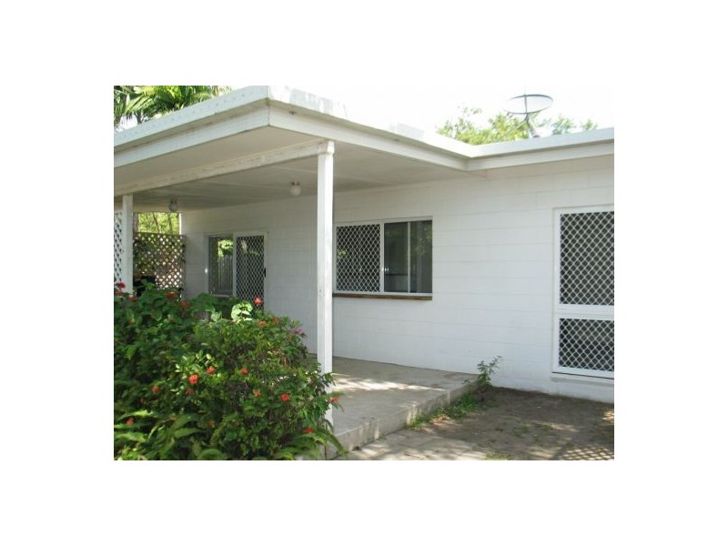 1/35 POOLWOOD RD, Kewarra Beach QLD 4879