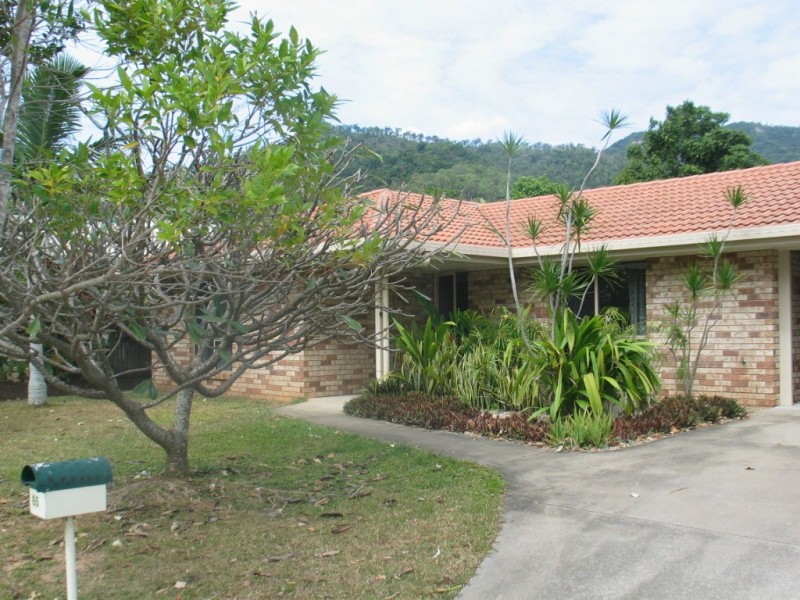 Kewarra Beach QLD 4879