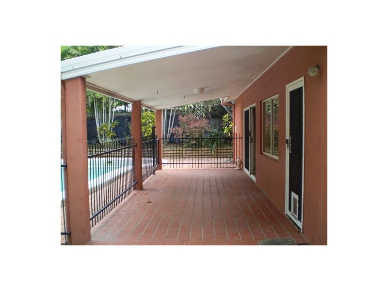 1 TOOLONG CLOSE, Smithfield QLD 4878