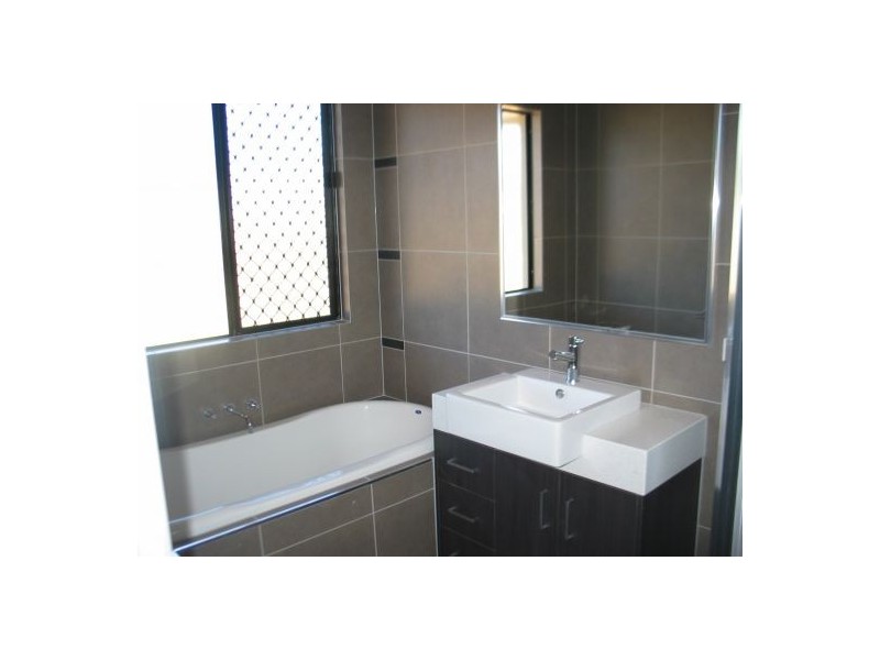 9 PORT CLOSE, Trinity Beach QLD 4879