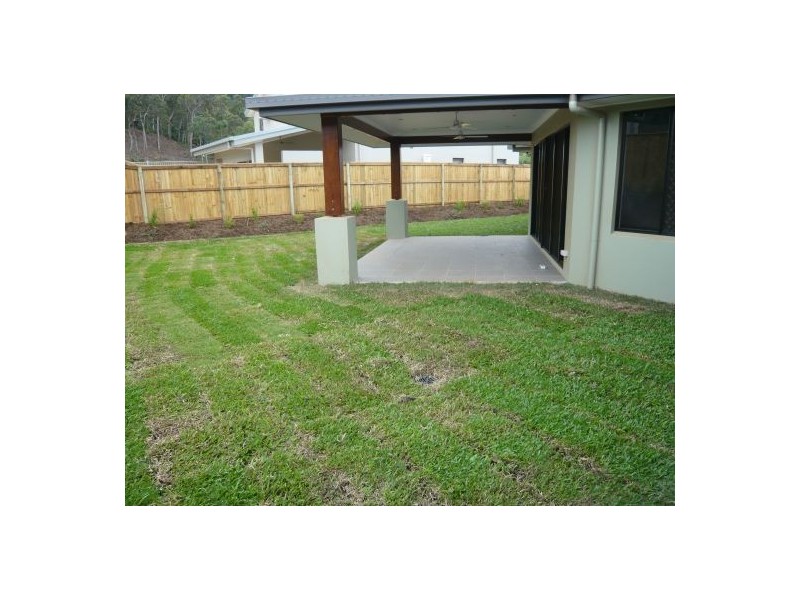 9 PORT CLOSE, Trinity Beach QLD 4879