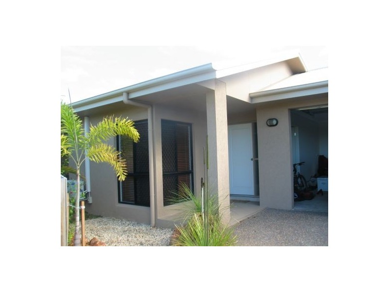 17 VENICE CL, Kewarra Beach QLD 4879