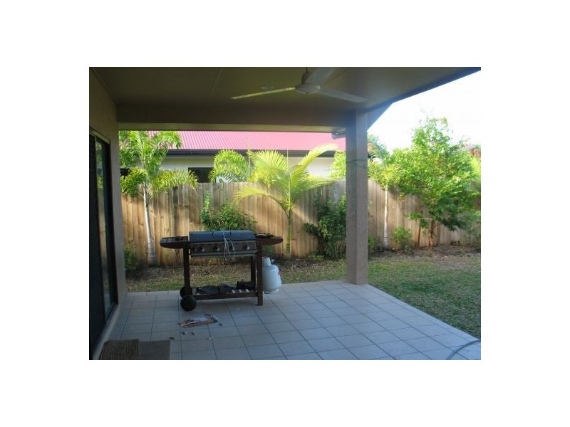 17 VENICE CL, Kewarra Beach QLD 4879