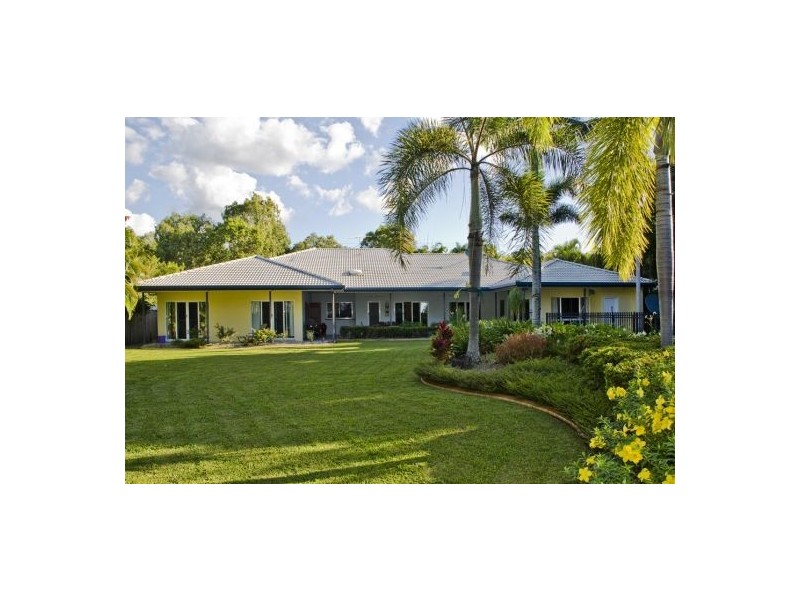 52 KEWARRA STREET, KEWARRA BEACH, Cairns QLD 4870