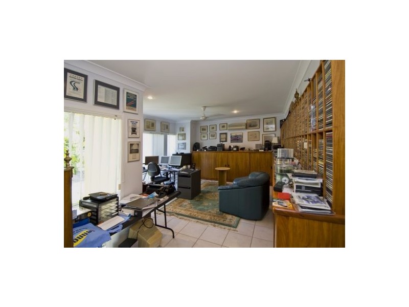 52 KEWARRA STREET, KEWARRA BEACH, Cairns QLD 4870